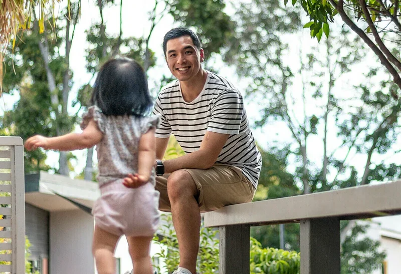 A kid running to dad - MAS Life Insurance